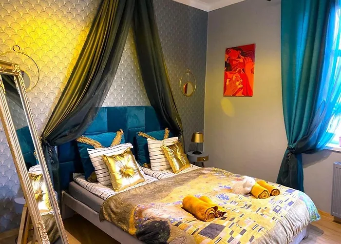 Gold Room