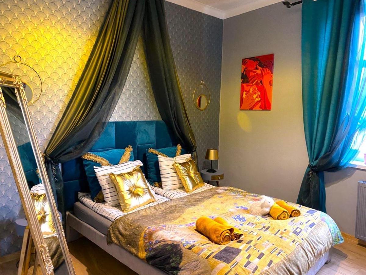 Gold Aparthotel